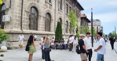 Stire din Cultură-Educație : Suspiciuni de fraudă lansate asupra profesorilor constănțeni, la Bacalaureatul 2024
