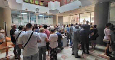 Stire din Social : Marea reformă sau marea păcăleală? Casa de Pensii din Constanța, luată cu asalt de seniori!