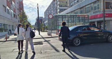 Stire din Social : Strada Mihai Viteazu a devenit un haos pietonal! "Am frânat brusc, îl nenoroceam"