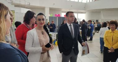 Stire din Cultură-Educație : Inspectorii școlari constănțeni răsuflă ușurați! Fără concurs și fără reorganizare și în acest an școlar