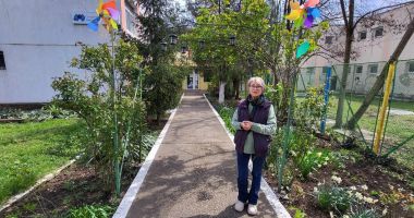 Stire din Social : Dramele copiilor seropozitivi abandonați de părinți în spital. „Casa Speranţa”, unica șansă