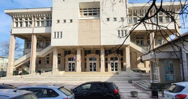 Stire din Cultură-Educație : Masacru cultural la Constanța! Sindicaliștii acuză abuzul concedierii a nouă bibliotecari