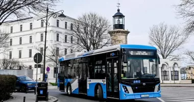 Stire din Social : CT BUS, pe avarie! Autobuze defecte, disponibilizări și călători nemulțumiți