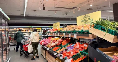 Stire din Social : Constănțenii, loviți de prețurile mari la legume, chiar în post! „E mai mult decât o bucată de carne”