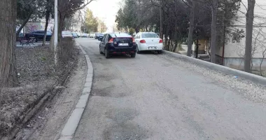 Stire din Social : Stradă decopertată și abandonată de luni întregi, în Constanța. „Ne rupem mașinile și picioarele”