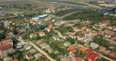 Stire din Politică-Administrație : Sondaj IRES, la comanda CUGET LIBER. Topul încrederii, la jumătatea mandatelor în administrația locală din Constanța