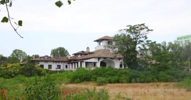 Cine salvează Castelul Reginei Maria din Mamaia? Primăria face demersuri pentru cumpărarea terenului - 3