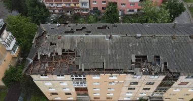 Scandal pe acoperişurile smulse de vijelii. "Financiar trebuie să contribuie toţi" - 2
