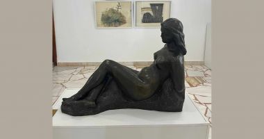 Stire din Cultură-Educație : Lucrările fiicei lui Ion Jalea, expuse la Constanţa. "Este foarte greu când ai un părinte care are un nume"
