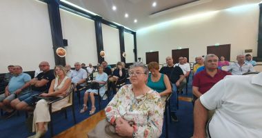 Primarul Vergil Chițac, referitor la problemele semnalate în Palazu Mare: "Vrem să oprim ORIBILITATEA din acest cartier!" - 7