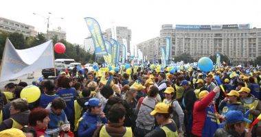 Stire din Social : Angajații din Sănătate, panicați că li se vor micșora veniturile