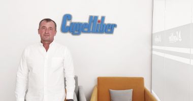 Stire din Economie : „Apa, o sursă epuizabilă!”. Seceta dă bătăi de cap fermierilor constănțeni