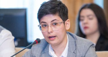 Greva din învățământ îi dezbină pe liderii elevilor. Ariana Dudună îi cere Mirunei Croitoru "să-și revizuiască declarațiile" - 2