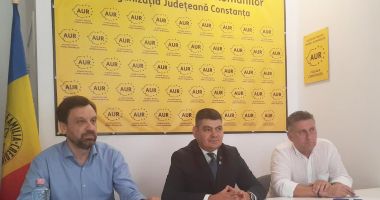 Stire din Politică-Administrație : AUR susține ca Parlamentul României să funcționeze și în perioada vacanței