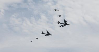 Stire din Eveniment : Bombardierele americane de la Constanța. Cât de puternice sunt și ce caută în România