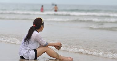 Stire din Social : Vacanță cu risc. O bacterie periculoasă bagă spaima în turiştii  sosiţi pe litoral