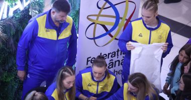 Stire din Sport : Constanţa are patru jucătoare în lotul echipei naţionale de baschet a României. Duminică, meci cu Slovacia în Sala Sporturilor