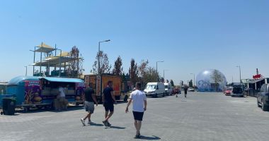 Festivalul „Beach, Please!” 2025 a început oficial la Costinești: cinci zile de muzică live, artiști internaționali și o atmosferă de neuitat - 2