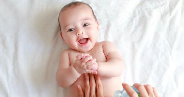 Stire din Sănătate : Îngrijirea pielii bebelușului. Ce produse să alegeţi pentru o piele sănătoasă și protejată