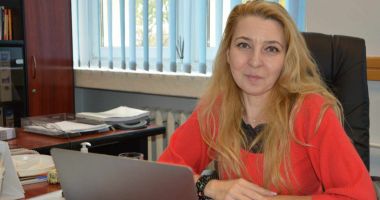 Clădirea Bibliotecii Judeţene Constanţa reclamă urgente investiții. Lift defect, acoperiș franjuri, toalete comuniste - 3