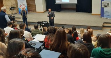 Ce semnificație are Ziua Dobrogei pentru elevii constănțeni. Noroc cu referatele școlare dedicate sărbătorii - 2