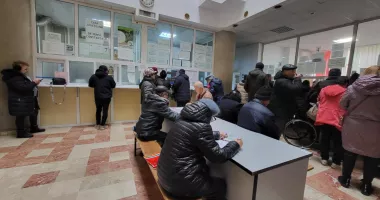 Stire din Social : Fără cozi la ghișee. Pensionarii din Constanța își rezervă din timp biletele de tratament