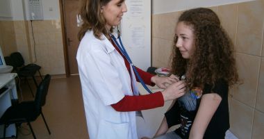 Unde sunt cadrele medicale promise? Cabinetele şcolare, dotate şi renovate, dar fără personal suficient - 2