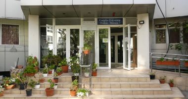 Stire din Cultură-Educație : Viața de student începe cu goana după cazarea la cămine. La ”Ovidius”, tarife mărite