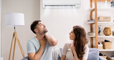 Stire din Sănătate : Ventilatoarele electrice răcoresc, dar au și dezavantaje