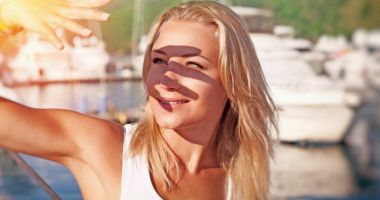 Stire din Sănătate : De vorbă cu specialistul. Canicula afectează foarte mult ochii