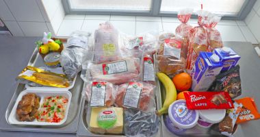 Peste 200 de constănţeni, dependenţi de cantina de ajutor social. "Fără mâncarea de aici, aş muri de foame" - 3