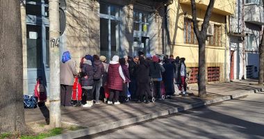 Colegi de suferință la cantina socială. Vă vine să credeți? Sunt oameni care trăiesc cu 22 de lei pe zi! - 4