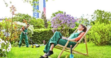 Stire din Sănătate : Țineți căpușele la distanță cu produse repelente care să vă protejeze!