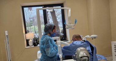 Tratamentul cariilor se realizează la M&M Dental Team cu un laser de ultimă generaţie - 2