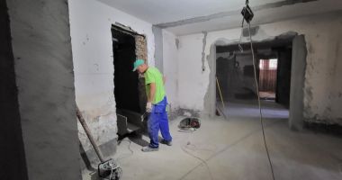 Şantier în plină desfășurare. Casa Căsătoriilor, reabilitată în proporție de 25% - 6