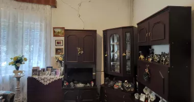 Realitatea din imobilele cu risc seismic ale Constanței. „Am rămas singură în tot blocul” - 5