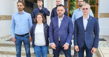S-a rupt lanțul de "iubire"! Florin Cocargeanu, de la USR, revocat din funcţia de viceprimar al Constanței - 2
