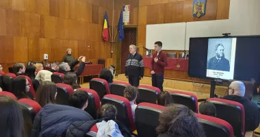 130 de ani de „Mircea”. În timp ce elevii strălucesc la olimpiade, absolvenții sunt chemați „acasă” - 2