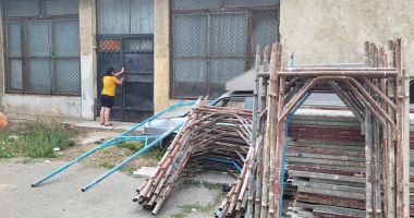 Promisiuni că Liceul "Tomis" va fi reabilitat după nouă decenii! "Ne-am săturat de mucegai şi degradare!" - 8