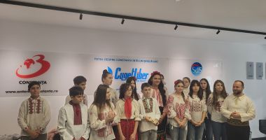 Stire din Social : Iată vin colindători, la sediul Trustului de Presă Cuget Liber!