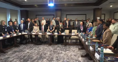 Stire din Social : Vulnerabilitate, conflicte globale și provocările AI dezbătute la Conferința „Religie, Cunoaștere, Societate”