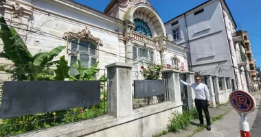 Ce se întâmplă cu Vila „Constantinidi”? După avizul pentru lucrări, apar și oameni dispuși să o salveze