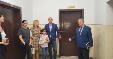 Gest formidabil al urmașilor profesorului Mihai Contanu. Datorită donației, s-a inaugurat laboratorul de informatică - 4