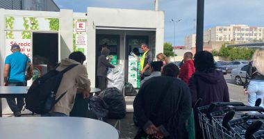 Oamenii străzii acaparează aparatele de reciclare! "Se ceartă cu toți și devin agresivi" - 2
