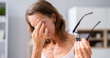 Stire din Sănătate : Vederea scăzută poate fi rezolvată prin înlocuirea cristalinului