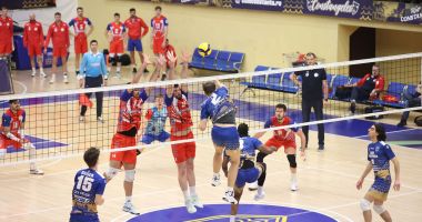 Stire din Sport : Regal în weekend, la Sala Sporturilor. Echipele celor de la CSM Constanţa dau totul pentru victorie