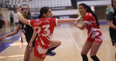 Stire din Sport : Dezastru la CSU Neptun. Constănțencele, înfrângeri pe linie