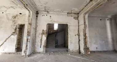 Răsturnare de situație! Vila „Dalas” scapă de vânzare și intră în transformare - 4