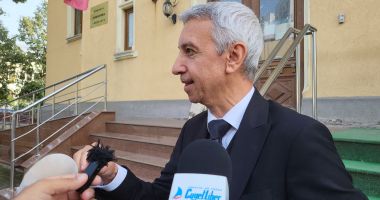 Stire din Eveniment : Dan Diaconescu, la Judecătoria Constanța: "Statul paralel constănțean se destramă"
