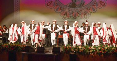 Stire din Cultură-Educație : Trofeul celei de-a XXVII-a ediții a Concursului Național "Dan Moisescu", o sumă substanțială